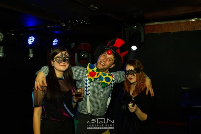 Fotografie z akce: Bass Invasion - carnival edition
