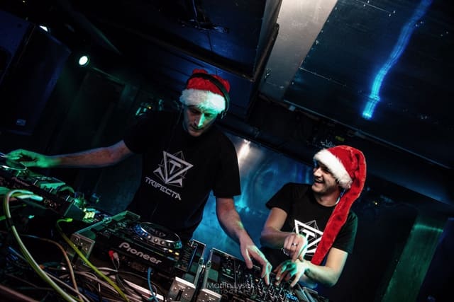 Fotografie z akce: Resonance 2 w/ Nemesys & Rob Nash