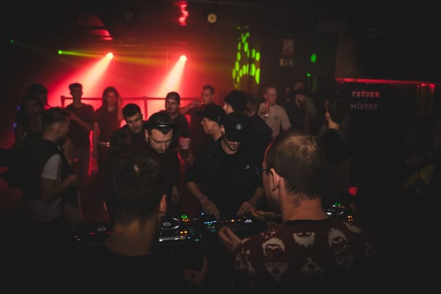 Fotografie z akce: Last Invasion 360 w/ Tony Terra