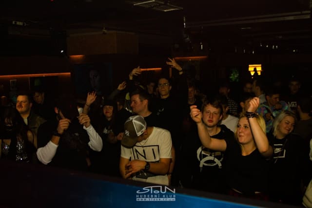 Fotografie z akce: No!se w/ Hrr.nec & Mc Vaant