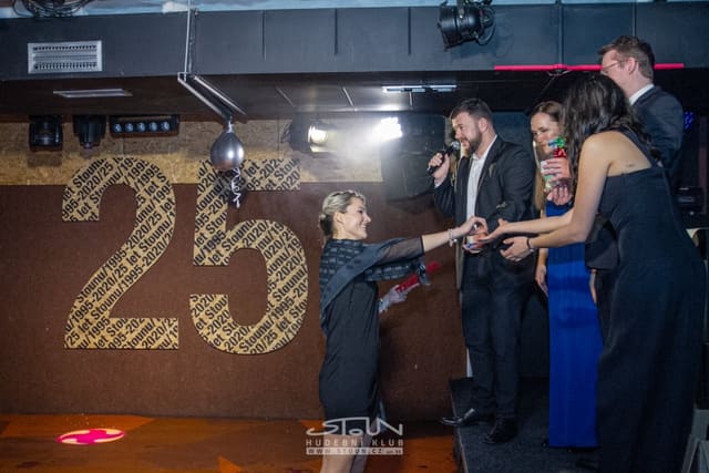 Fotografie z akce: Narozeninový ples Stounu - 27 let