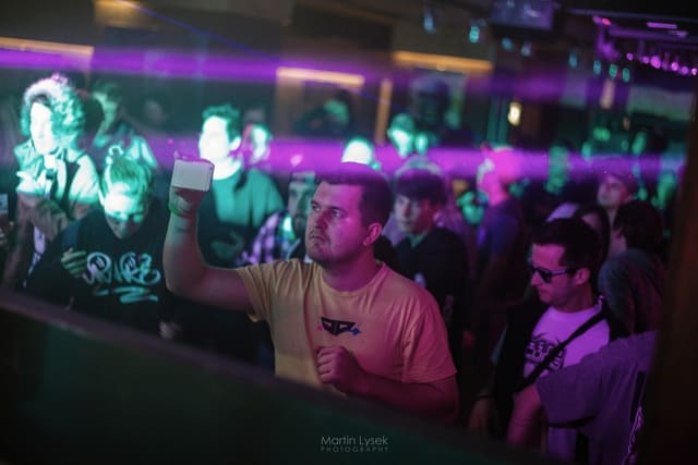 Fotografie z akce: No!se w/ Tantrum Desire (UK)